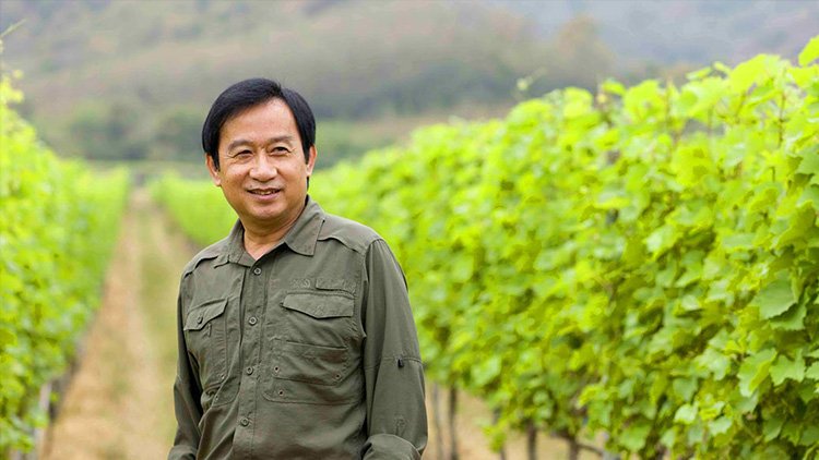 Chalerm Yoovidhya: The Entrepreneurial Visionary Behind Thailand’s Global Beverage Empire