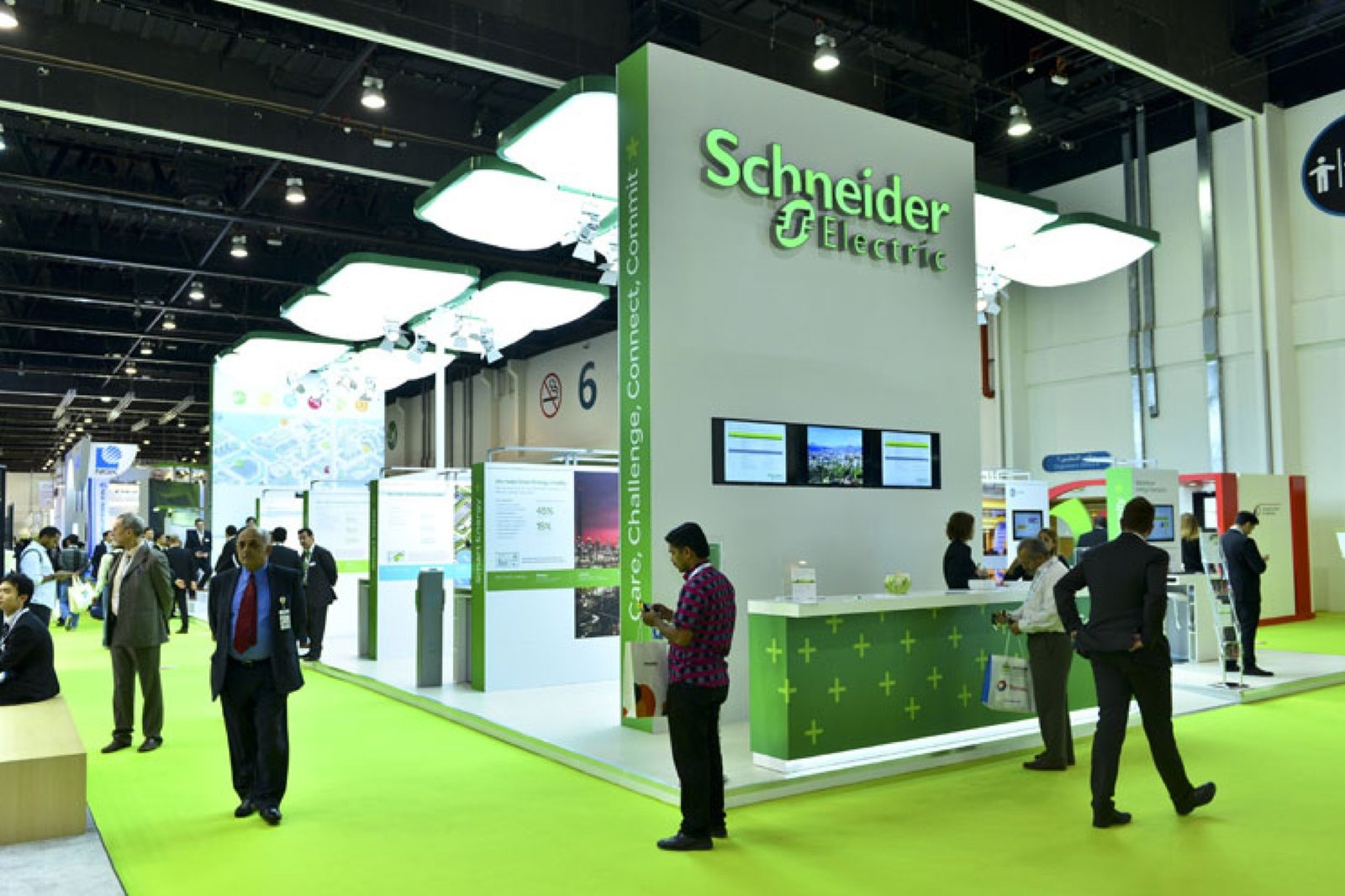 Schneider Electric Unveils Eight Cutting-Edge Energy-Saving Products in Mumbai