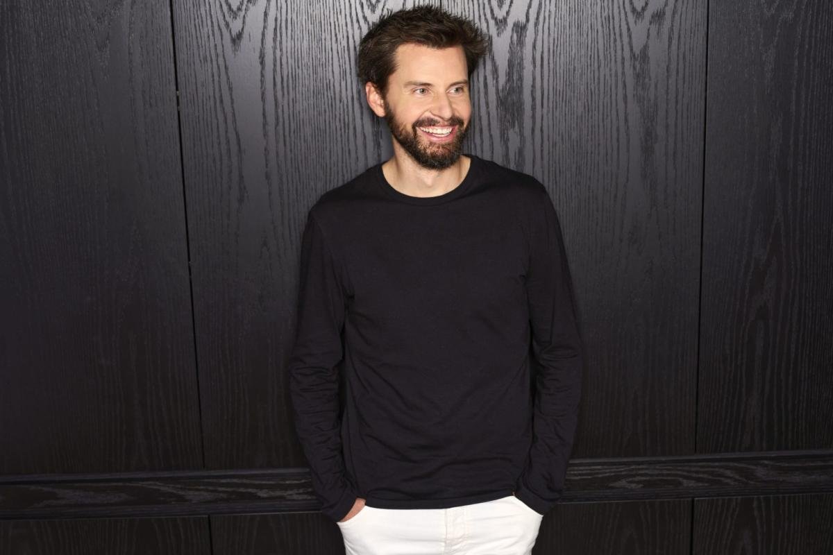 From KitKats to $400 Million: The Journey of Hinge’s CEO