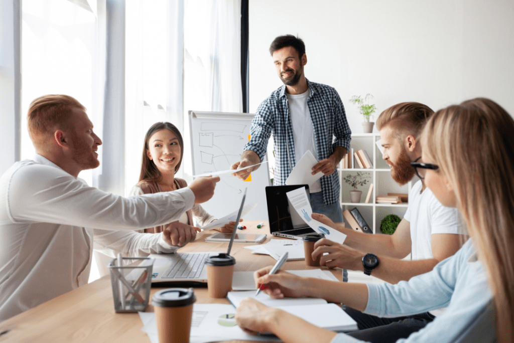 Three strategies for startups: self-improvement, embracing failure, and leveraging AI for scalability.




