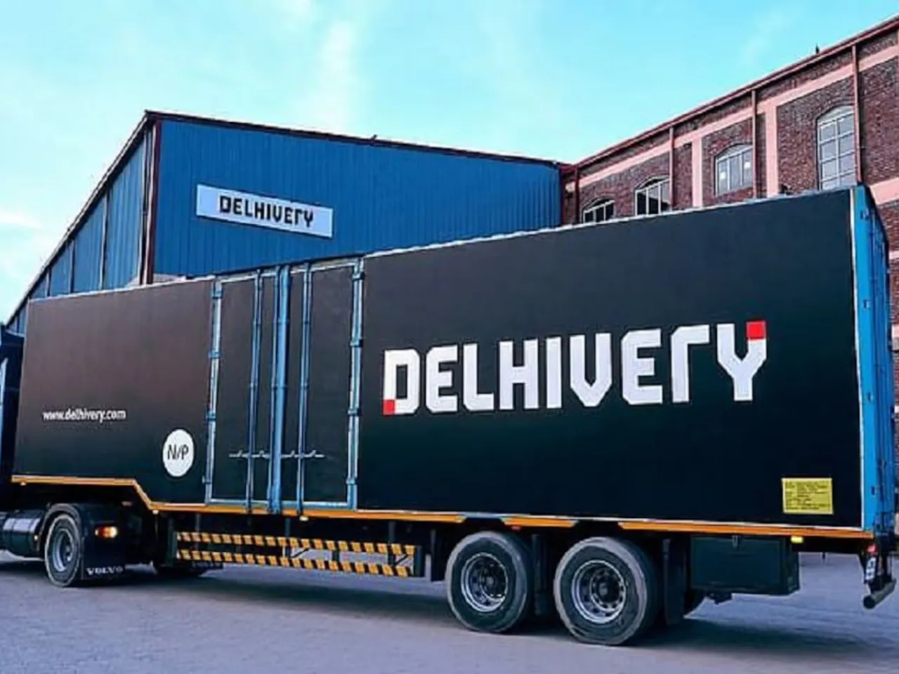 Delhivery Just Launched 15-Minute Pickups in Delhi and Bengaluru — Is This the Swiggy of Logistics?