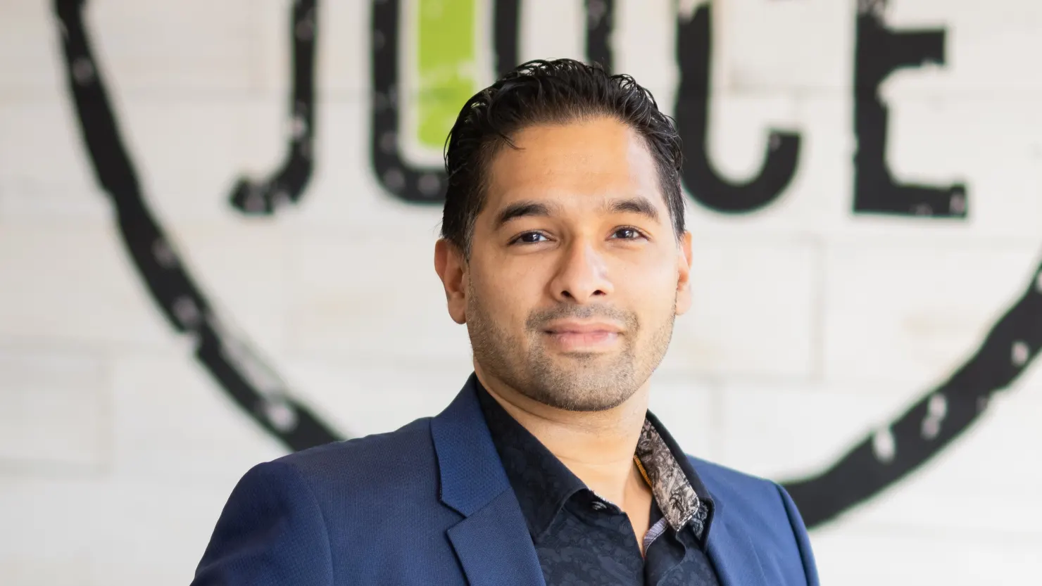 From Waiter to Owner: How One Man Turned a $5 Hourly Job at Friendly’s into Buying the Entire Chain 22 Years Later